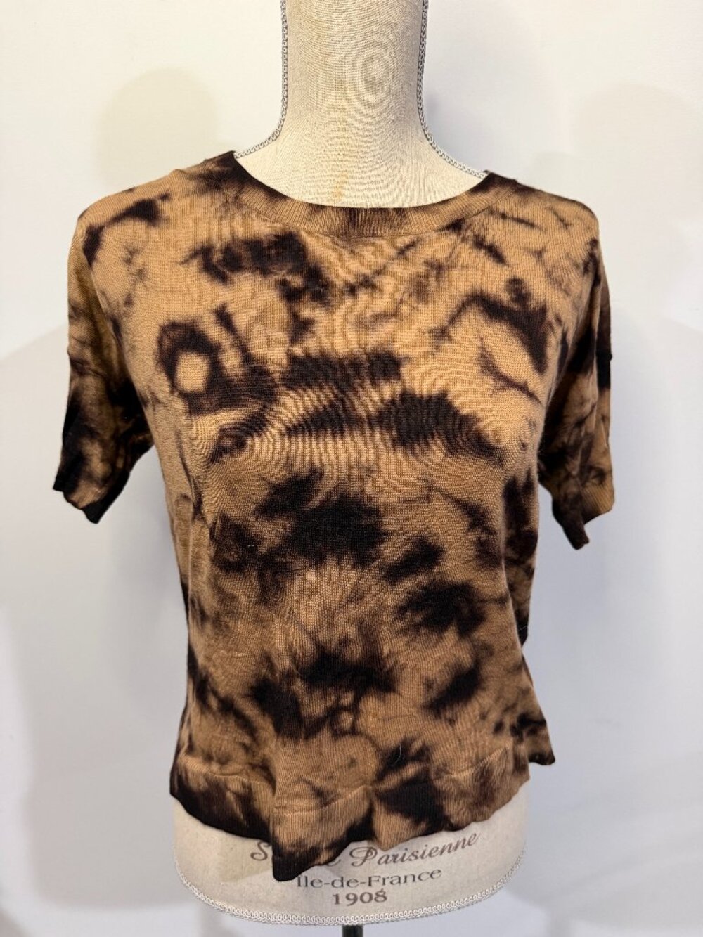 Banana Republic Women's Size Small Black and Orange Shirt